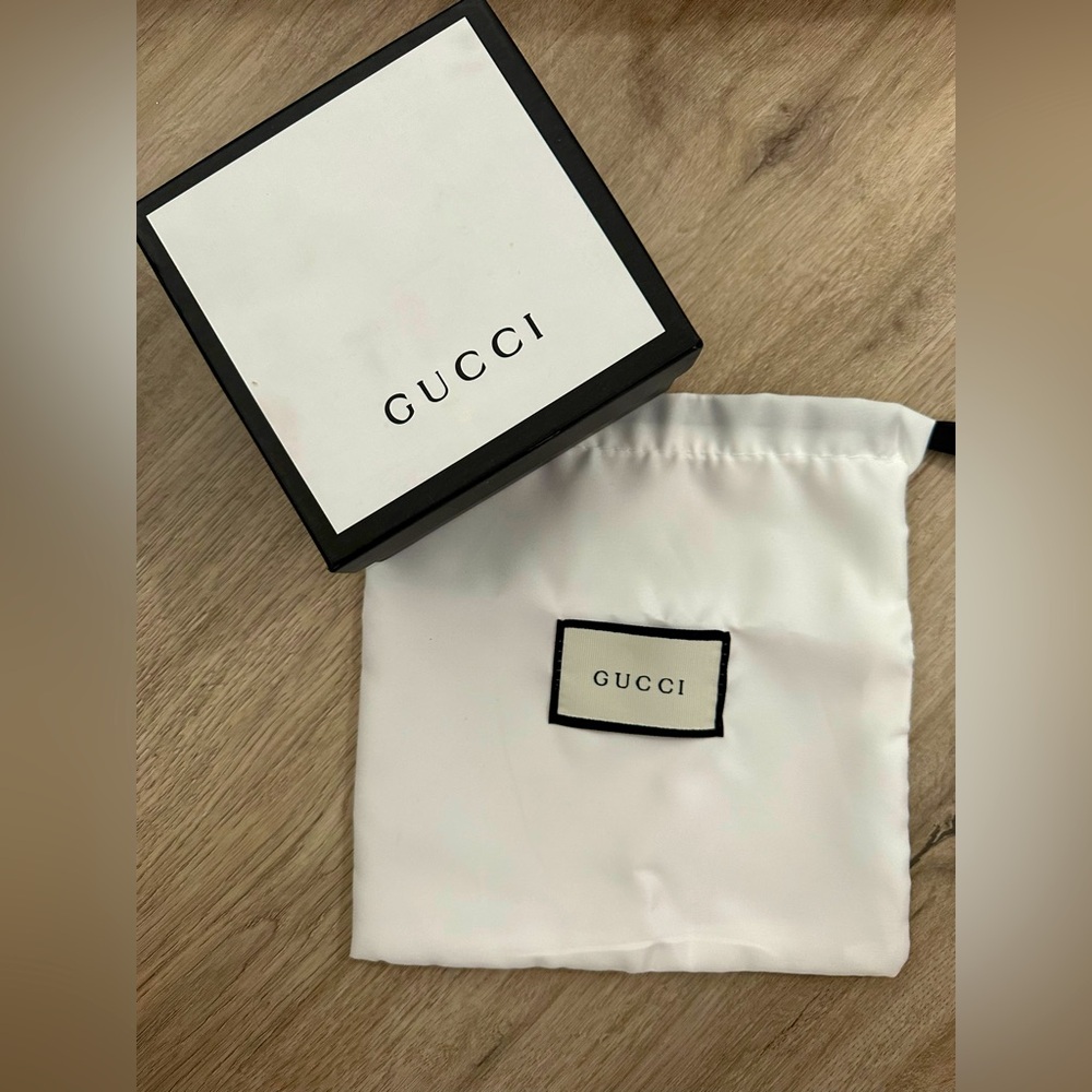 GUCCI BOX AND BELT BAG